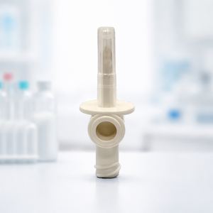 Jeringa transparente OEM disponible con conexión Luer Slip y filtro de 0.2um para estética médica - Product Image 1