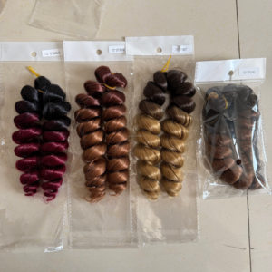 Extensions de <span class=keywords><strong>cheveux</strong></span> synthétiques ondulés de 12 pouces, soyeux et bouclés, pour tresses torsadées, boucles courtes et profondes, style bouclé italien pour l'été - Product Image 5