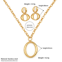 Collier Pendentif Ovale Géométrique Creux Minimaliste Étanche CLIORO et Ensemble de Boucles d'Oreilles Ovales Entrelacées pour Femme