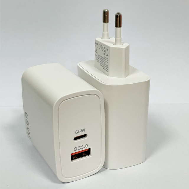 GaN 65W Fast Charging Wall Charger Custom Logo Wholesale EU Plug Type C Super Fast Charge Cell Phone Charger for iPhone 17 Pro