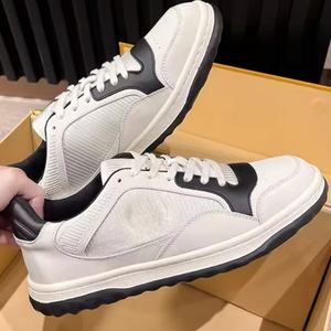 Nouvelles baskets légères pour hommes DSYX GG tendance 2025, respirantes, à lacets, amortissantes, antidérapantes, semelle intermédiaire en caoutchouc - Product Image 4