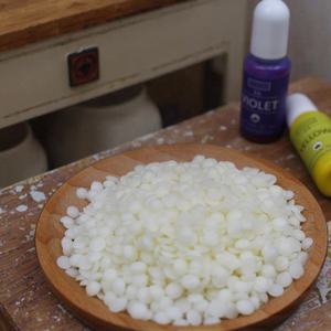 Serpihan Lilin Kedelai Lilin Alami C3 Bahan Baku untuk Lilin Lilin Kedelai Murni Terbuat dari Minyak Kedelai - Product Image 5