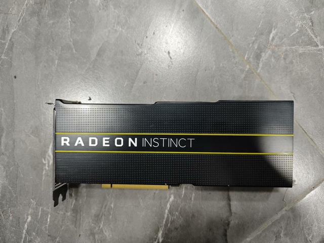 AMD Radeon Instinct MI60 GPU Architecture Vega20 PCIe 4.0x16 Heat Dissipation 32GB HBM2 Memory 4096bit Bit Width Supports ECC