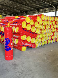 <span class=keywords><strong>Autocollant</strong></span> en feuille de laine de verre ou feutre de laine de verre pour les murs ou les toits. - Product Image 6