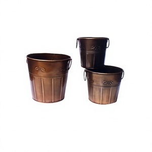 Pot de plantes suspendu en métal fini cuivre style vintage jardinière en métal décoration intérieure et extérieure fournitures de jardin - Product Image 1