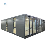 Conception innovante de maison conteneur pliable avec fonctions d'hôtel, de salle de sport mobile et de café itinérant