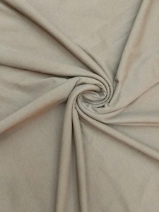 Tissu en coton doux très demandé, textile naturel respirant pour vêtements d'été et mode quotidienne, disponible à la vente - Product Image 3
