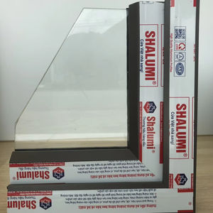 Perfil de Aluminio Shalumi Serie 6000 con Recubrimiento de PVDF Marrón Oscuro para Sistemas de Puertas y Ventanas, Servicios de Corte/Soldadura, Extrusión Premium - Product Image 1