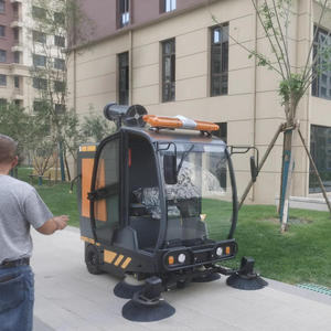 Ride-on Street for <b>Car</b> & Truck 200l Bin Capacity Cold Water Cleaning <b>Machine</b> - Product Image 2