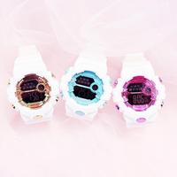 Montre électronique multifonctionnelle lumineuse pour enfants 2025, montre numérique LED pour garçons et filles, idéale pour les sports de plein air