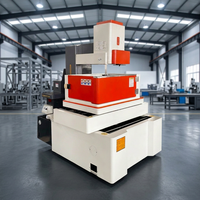 Machine de découpe à fil CNC compacte RT32 à vitesse moyenne, équipement d'érosion par fil stable pour le fraisage de moules de petite précision
