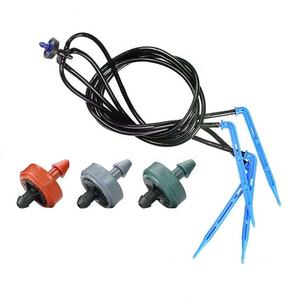 Flèche d'<span class=keywords><strong>araignée</strong></span> à 4 branches avec tuyau en plastique de 50cm pour irrigation goutte à goutte - Product Image 4