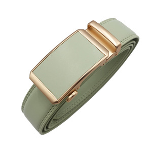 Cintura da <span class=keywords><strong>Donna</strong></span> <span class=keywords><strong>in</strong></span> Vera <span class=keywords><strong>Pelle</strong></span> di Vacchetta con Fibbia Automatica Personalizzata, Colori Vivaci, per Abiti Formali e Business - Product Image 2