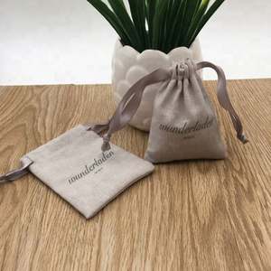 Bolsa de Regalo Pequeña de Algodón Orgánico 100% con Cordón de Cinta y Logotipo Hecho en Fábrica, para Joyería o Regalos de Navidad - Product Image 2