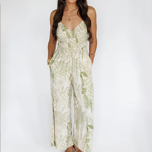 Jumpsuits de playa con estampado de diseño al por mayor, con cuello en V, plisados, de pierna ancha, personalizados, de rayón, estilo hawaiano - Product Image 1
