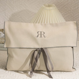 Pochette Antipolvere a Busta in Twill di Cotone Grigio con Stampa Logo Personalizzato per Fasci di Capelli Extension Parrucche <span class=keywords><strong>Borse</strong></span> Cappotti e Biancheria Intima di Alta Gamma - Product Image 1