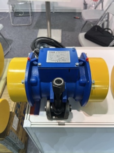 食品添加物用汎用機器の振動式大豆ふるい機モーター、回転式振動ふるい機 - Product Image 2