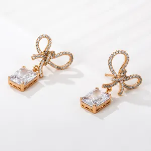 XUPING perhiasan wanita perhiasan berlian dasi kupu-kupu kristal perhiasan 18K anting dingin wanita anting mewah
