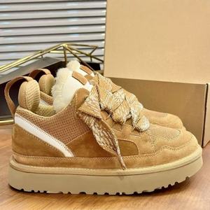 Nouvelles Bottes Ugg Femme 2025 Personnalisées Hiver Chaudes en Peau de Mouton à Plateforme, Chaussons Tasman pour Femme avec Logo, Chaussures Femme à Enfiler - Product Image 1