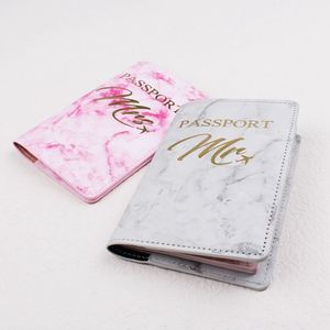 Funda de Pasaporte y Tarjetas de Viaje de Cuero PU Ligero, Impermeable y con Protección RFID, Diseño de Mármol con Estampado Dorado, para Parejas - Product Image 5