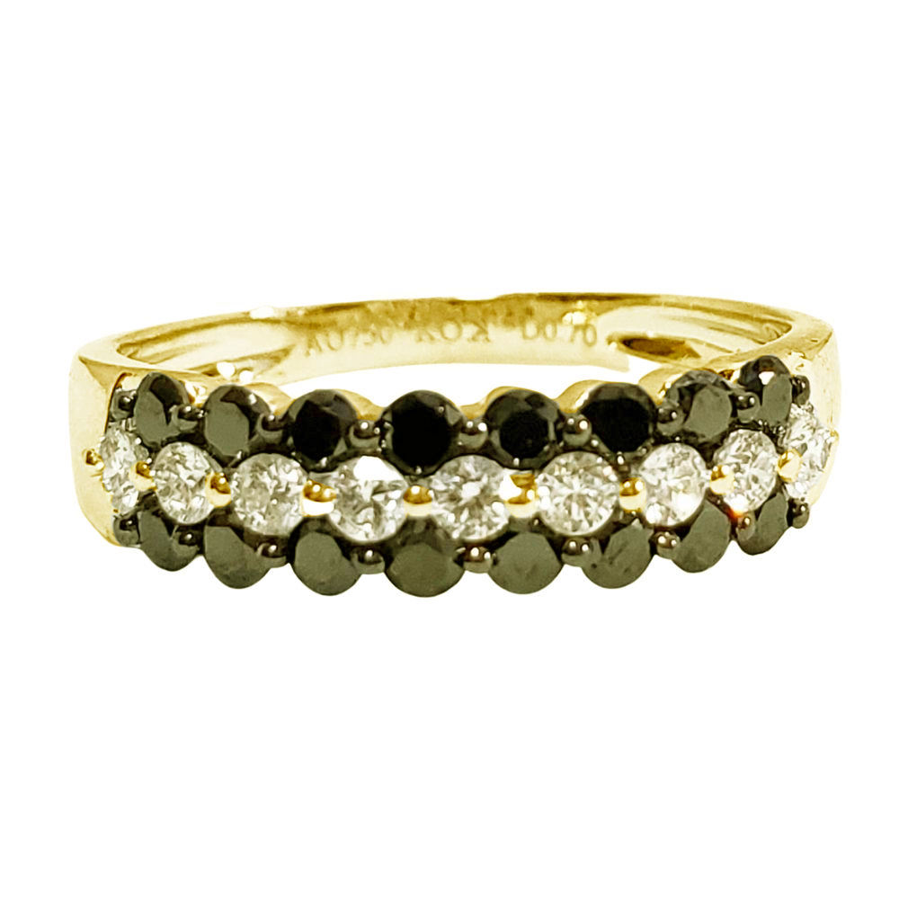 สีเหลือง