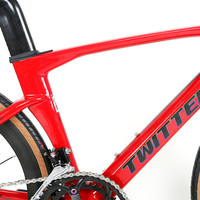 Leichtes 24-Zoll-Kinder-Rennrad aus Carbonfaser mit 22 Gängen, Standardpedalen, Scheibenbremse, 700C-Rädern und nur 8,5 kg