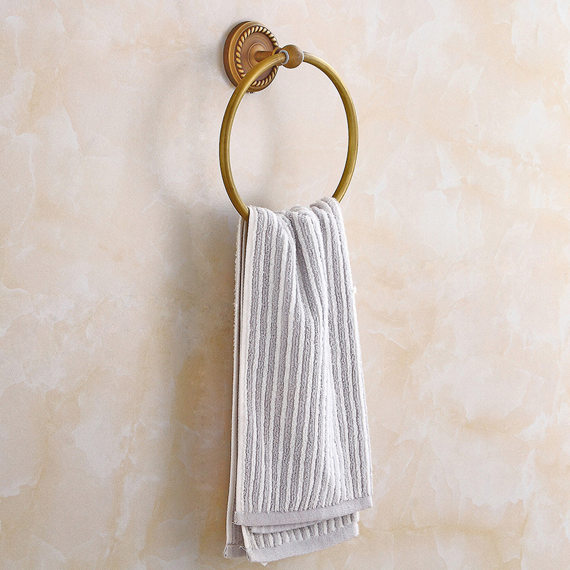 Towel ring