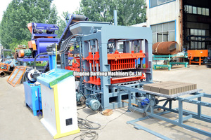 Machine de production de briques QT8-15 à faible coût et haute efficacité, produit populaire à l'international, machine à fabriquer des blocs - Product Image 4