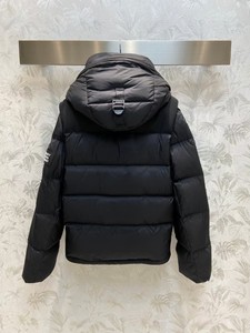 Ordinary Quality Waterproof Hooded Down Jacket for Warm Detachable Sleeve Long Length Filled with <strong>White</strong> Goose <strong>Coat</strong>