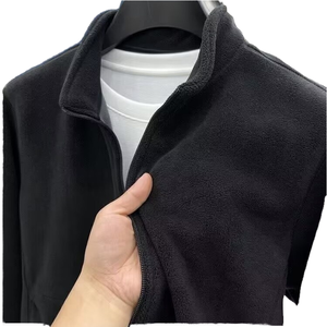 Chaqueta de forro polar negra sólida para hombre, con cuello alto y cierre de cremallera, informal, cálida para invierno, tipo plumífero, venta al por mayor - Product Image 1
