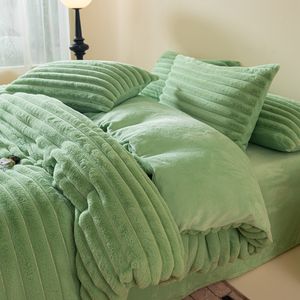 Fabrik Luxus Design Bett Set Plüsch Bettlaken Kaninchen Plüsch Samt 4 Stück Bett bezug mit Blatt - Product Image 4