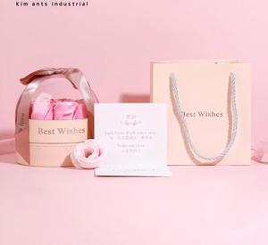 Joyero para el Día de San Valentín con Flor de Jabón, Organizador Portátil para Anillos y Collares, Regalo para Novia - Product Image 1