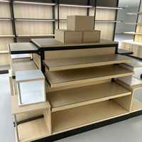 Étagères de présentation pour supermarchés 2026, rayonnages commerciaux en bois, rayonnages double face pour épiceries