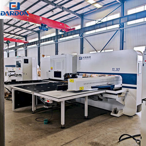 Machine de découpe laser CNC 3000W 30T à tourelle mécanique 16 stations 5000x1250mm pour portes d'armoires et tôles - Product Image 2