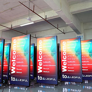 Pantalla LED de Pie con Pantalla Táctil Impermeable de Alto Brillo P2.5 con Control WiFi para Publicidad Comercial de Autoservicio - Product Image 3