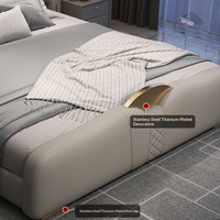 Lit de mariage moderne en chêne massif de luxe italien, avec cadre en bois, sommier relevable pneumatique et coussin moelleux, 1,8m/1,5m, pour villa
