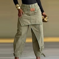 Nouvelle collection automne 2026 – Jean ballon décontracté en denim délavé olive pour femme, taille haute avec empiècements superposés, coupe ample et sangle de cheville, idéal au quotidien