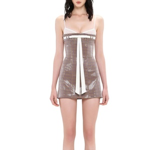 Jupe mini trapèze imprimée col en V style coréen doux été 2025 en spandex anti-plis coupe ajustée pour femme - Product Image 1