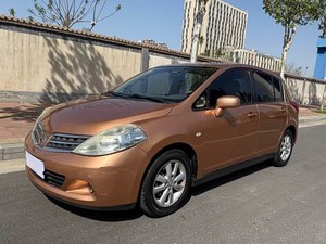 Dongfeng Nissan TIIDA Usado 2015 2016 2017 |   Auto de 1.6L, Gasolina, Manual, Volante a la Izquierda, Hecho en China, en Venta - Product Image 1