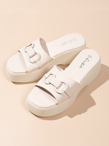 Sandalias de Plataforma con Cuña Negra para Mujer, con Hebilla Metálica y Punta Abierta, para la Playa, Venta al Por Mayor - Product Image 5