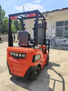 รถยกไฟฟ้าไฮดรอลิกแบบขับเคลื่อนด้วยล้อ ราคาประหยัด 1.5 2 2.5 3 ตัน - Product Image 6