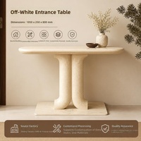 Table console en travertin beige, style moderne minimaliste, table d'entrée, table de couloir en pierre naturelle, mobilier de villa de luxe, Émirats arabes unis