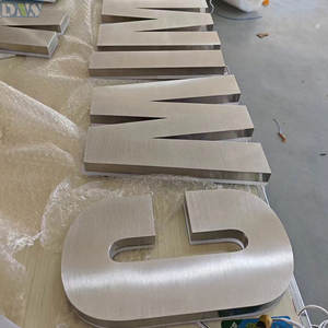 لافتة مخصصة بحروف كروم ثلاثية الأبعاد مع لافتة مصقولة من الفولاذ المقاوم للصدأ بإضاءة خلفية للزينة - Product Image 2