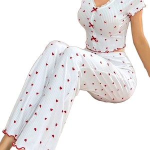Pyjama imprimé cœur à col en V et manches courtes pour femme, style européen et américain, à porter à la maison ou à l'extérieur, long - Product Image 5