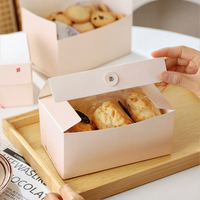 Boîte cadeau en papier kraft rouge de style coréen avec fermeture à enveloppe pour scones, bonbons, snacks, macarons, gâteaux flocon de neige