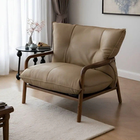 Fauteuil de détente en cuir vert foncé JP Modern avec structure en bois massif et coussin amovible pour la maison
