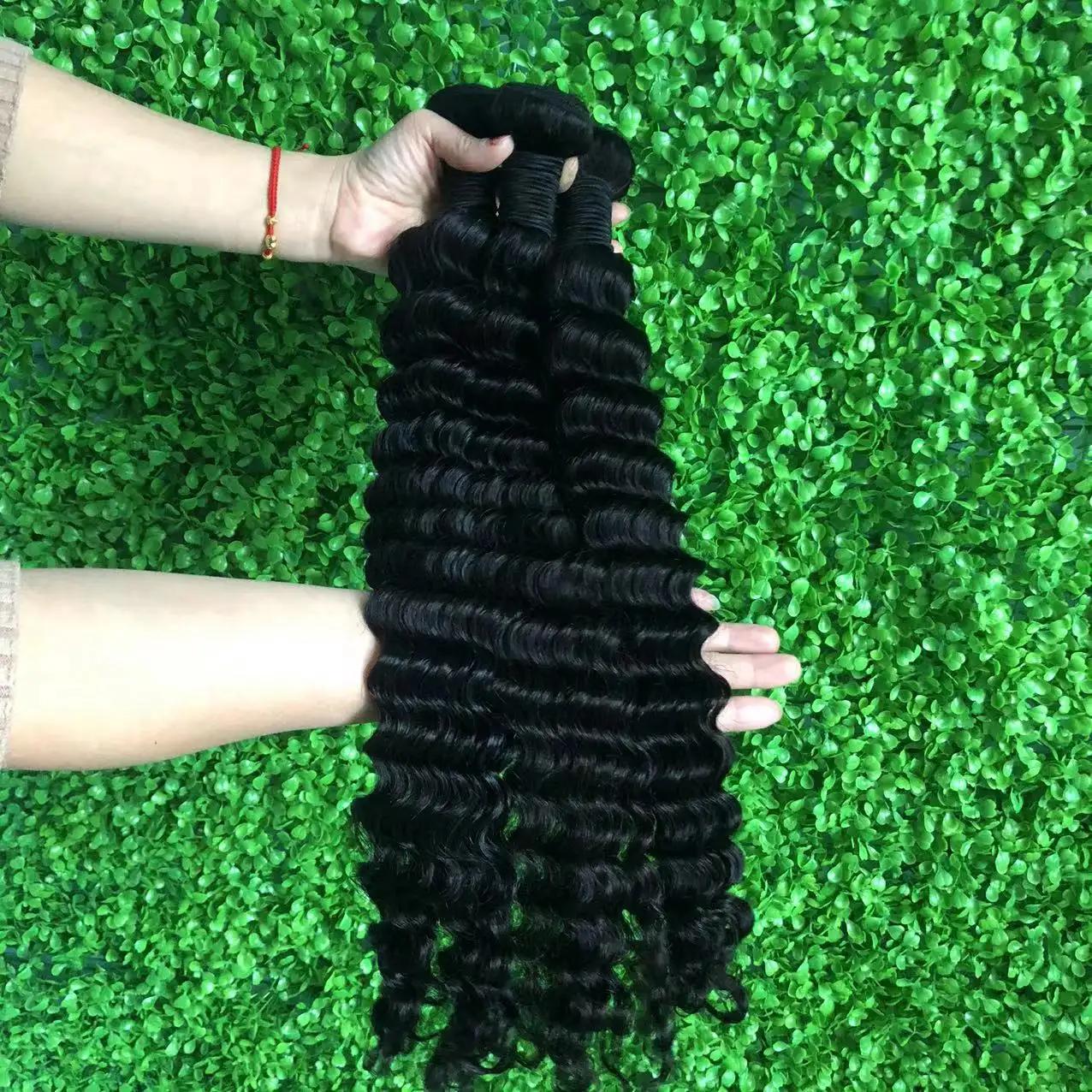 Best Quality Hair 100% Raw Virgin Human Brazilian Hair Weft Long Curly Bundle Textures And Length Very Popular In The Market