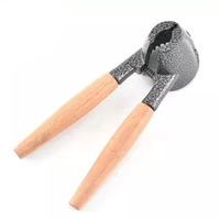 Zonwi Hot Sale Hoge Kwaliteit Ecologisch Verantwoorde G1-003 Notenkraker met Houten Handvat, Handmatige Walnootopener voor Fruit & Groenten Gereedschap