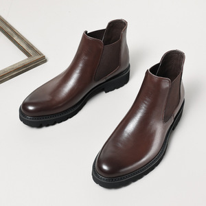 Bottes courtes en cuir de vachette à semelle épaisse pour homme, bout carré, antidérapantes, adaptées aux occasions décontractées, professionnelles et formelles - Product Image 2