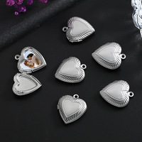 Pendentif Cœur en Acier Inoxydable avec Photo, Mini Collier Breloque, Cadeau Souvenir pour Couple, Design Original, Accessoire de Collier Élégant